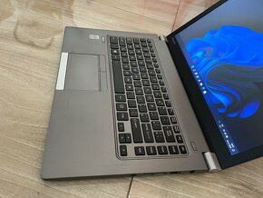 Toshiba/Notebook/i5/8GB RAM/128GB SSD/Intel HD Grafika 2GB - 5