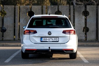 Volkswagen Passat Variant 2.0 TDI EVO Business DSG - 5