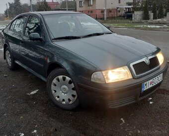 Škoda Octavia 2.0 benzín - 5