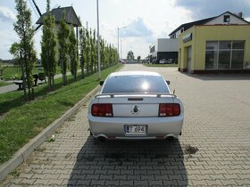 Mustang V8 GT, S197, manual, bez nehôd - 5