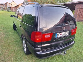 Seat Alhambra 2.0 TDI - 5