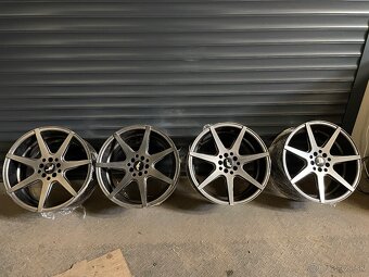 Japan racing jr20 8,5x18 5x120 a 5x100 - 5