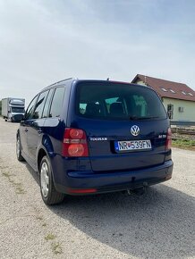 Volkswagen Touran 2.0 TDi 103 kw - 5