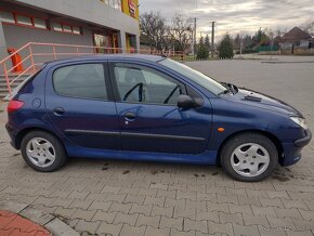 Peugeot 206 motor 1.4 benzín rok 2004 s ťažným - 5