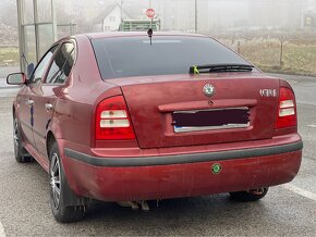 Škoda Octavia 1.6 - 5