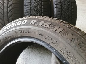 205/60 r16 zimné pneumatiky - 5