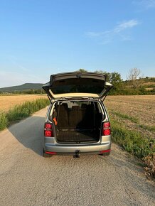 Volkswagen Touran 1.9 TDI United - 5