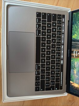 MacBook Pro 2019 - 5