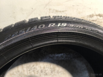 225/40 R19 Zimné pneumatiky Pirelli Sottozero Winter 2 kusy - 5