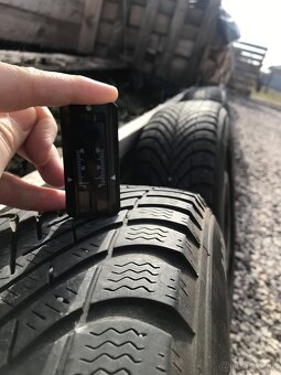 5x100 r15 celoročne Pirelli 5mm - 5