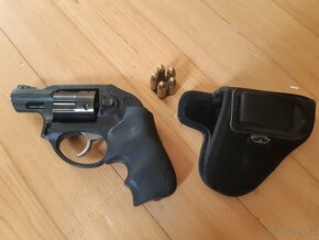 Ruger lcr 9mm luger. - 5