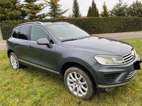 Predam VW Touareg 4.2 TDi, V8 Exclusive - 5