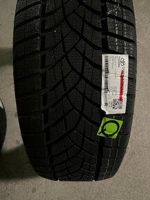 Zimné nové pneu 235/50 r20 Goodyear Ultragrip Performance+ - 5