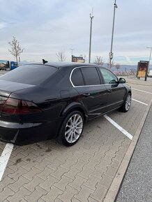 Škoda Superb 2.0 TDI CR 125kw +Chip Ambition DSG 2010 - 5