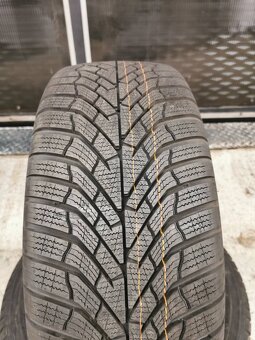 Kumho Winter zimné pneumatiky 225/45 R18 95V 2 ks - 5