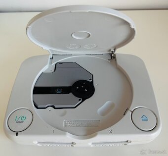 Playstation ONE / PS1  + 3 hry SCPH - 102 - 5