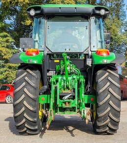 JOHNN DEERE 5820 - 5