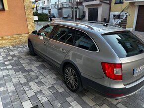 ŠKODA SUPERB 2 2.0TDI 103KW 4X4 OUTDOOR 2012 - 5