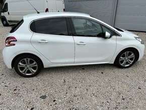 Peugeot 208 1.6 e-HDi Allure automat 6st - 5