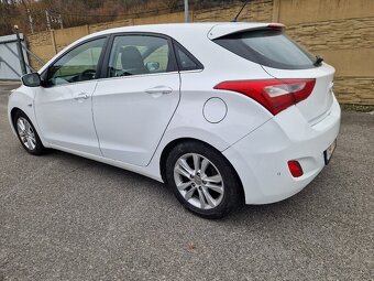 Hyundai i30 1.6crdi - 5