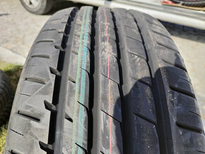 Letné pneu 215/55 R17 ---  LASSA - 5