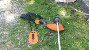 Predám výkonný krovinorez stihl FS-80 - 5