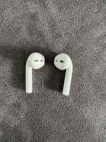 Apple AirPods 2019 - 5