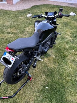 yamaha mt09 - 5