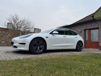 Tesla Model 3 SR Plus (321PS) r2021 refresh, FSD 82 300 km - 5