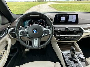 BMW 540i xDrive - 5