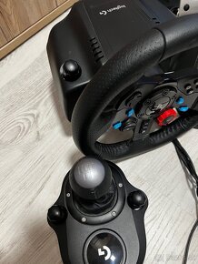 Logitech G29 driving force - 5