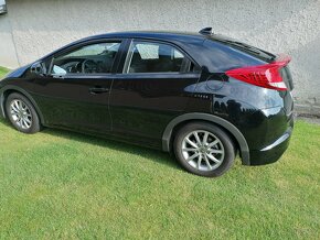 Honda civic 9G,1.4 vtec 73kw 115000km - 5