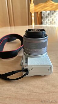 Canon EOS M200 (super Stav) - 5