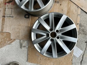 Vw Elektróny 5x112 r17 - 5