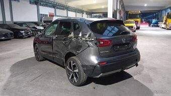 Niisan Qashqai - 5