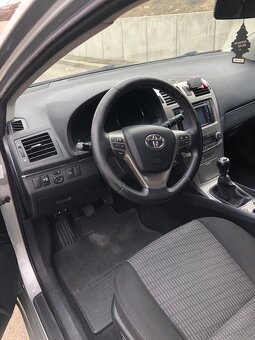 Toyota Avensis 1.8 benzin - 5