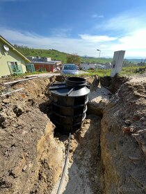 Žumpa septik vodomerná šachta betónová pivnica - 5