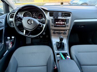 VW Golf 1,6 TDi 77 kW M5 - 5