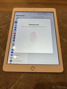 Apple iPad 6 gen, 32 GB - 5