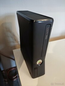 Xbox 360 S 320GB + Kinect + príslušenstvo - 5