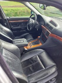 BMW 735i E38 V8 po rekonštrukcii - 5