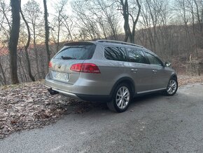 Volkswagen Passat Alltrack 2.0 TDI BMT 4MOTION - 5