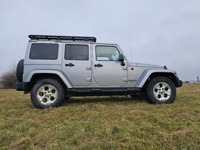 Jeep Wrangler Unlimited JK 2.8 Sahara A/T - 5