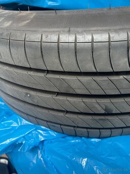 Michelin E-primacy T2 235/45 R18 - 5