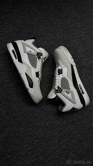 Nike Air Jordan 4 Retro "Military Black" - 5