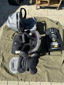 Joie isofix autosedacka a vajicko - 5