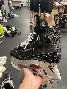 Bauer Supreme Mach - 5