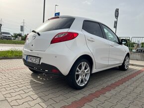 Mazda 2 / 1.3i / TE PLUS (2009) - 5