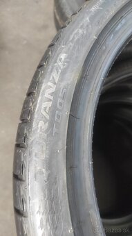 Bridgestone 225/40r19 letné - 5