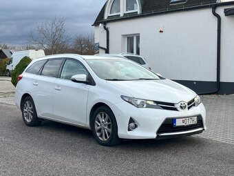 Toyota Auris Touring Sports 1.6 l Valvematic Style AT, 97 kW - 5